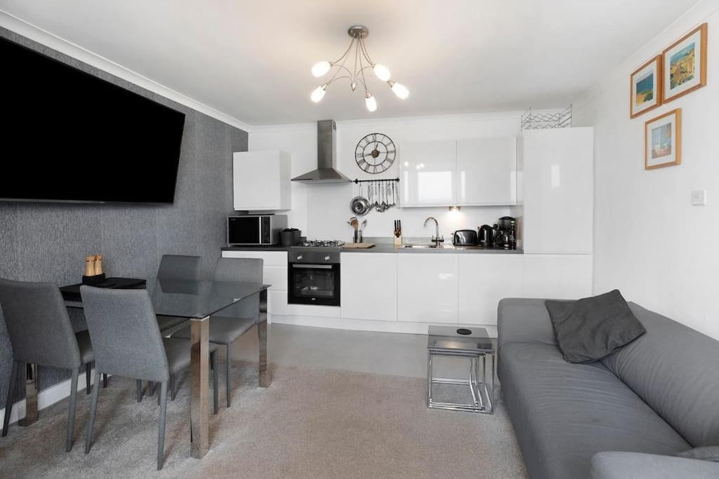 Beach Front Flat Shaldon With Parking Extérieur photo