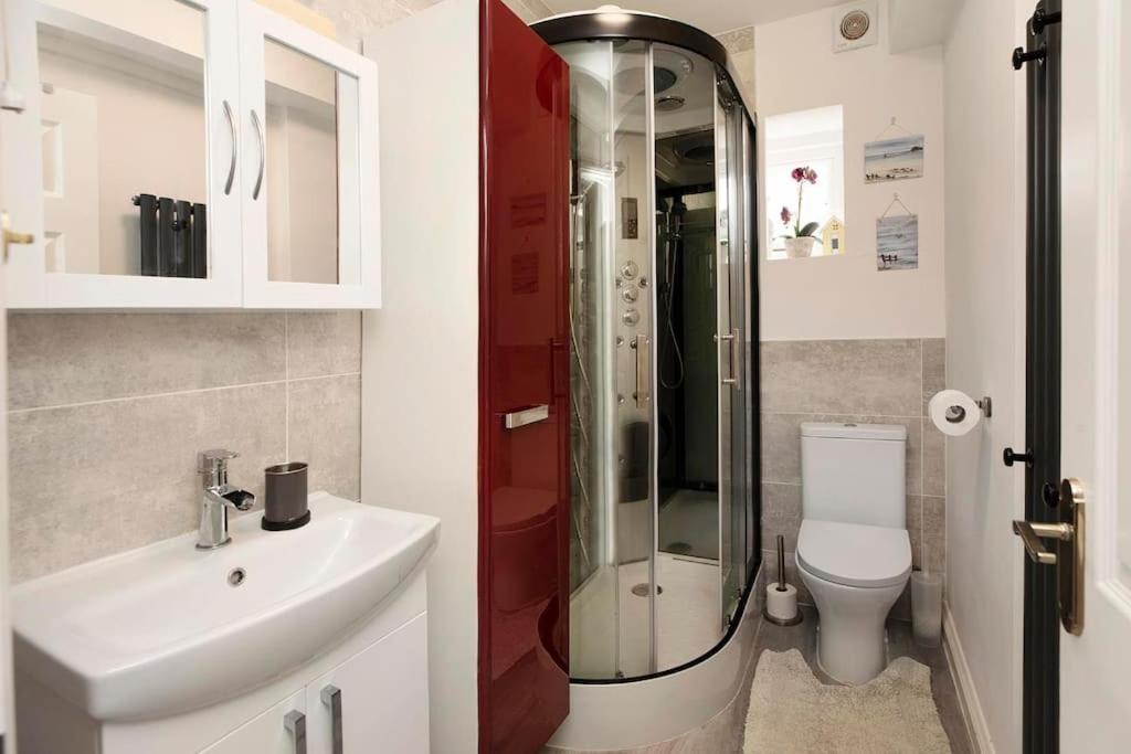 Beach Front Flat Shaldon With Parking Extérieur photo