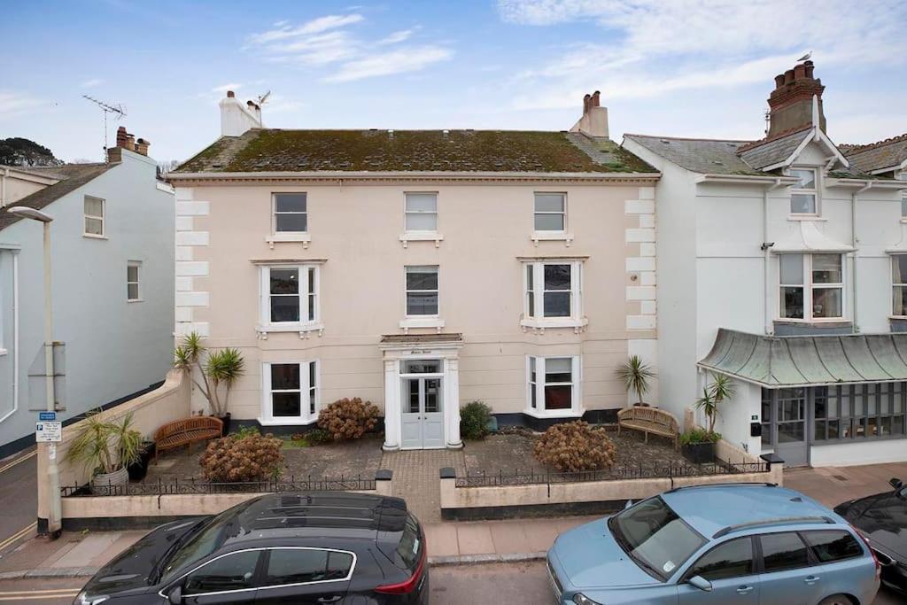 Beach Front Flat Shaldon With Parking Extérieur photo
